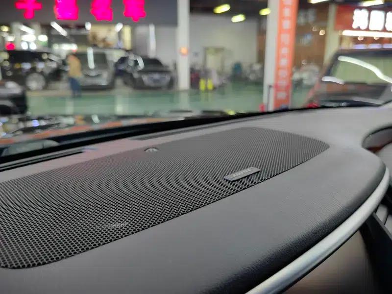 Infiniti QX80 2016 5.6L 4WD — миниатюра 13