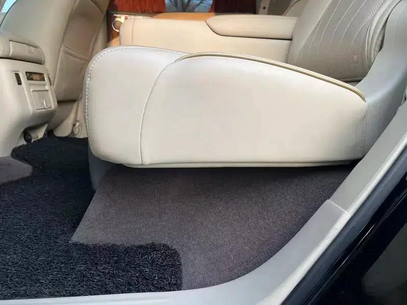 Infiniti QX80 2016 5.6L 4WD — миниатюра 14