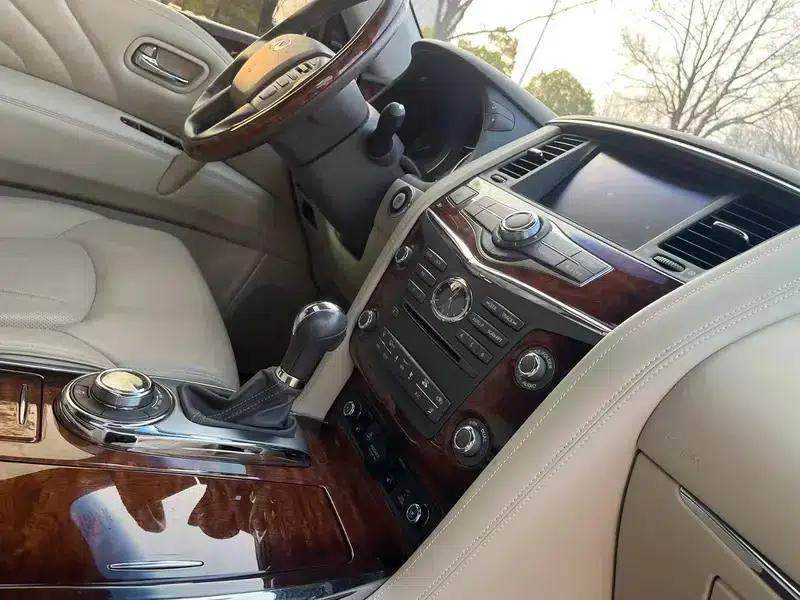 Infiniti QX80 2016 5.6L 4WD — миниатюра 16