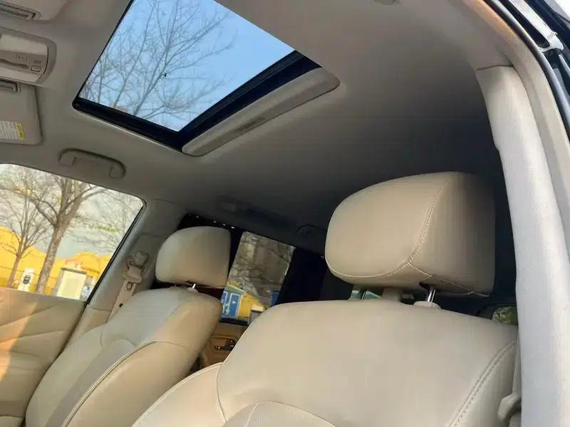 Infiniti QX80 2016 5.6L 4WD — миниатюра 33