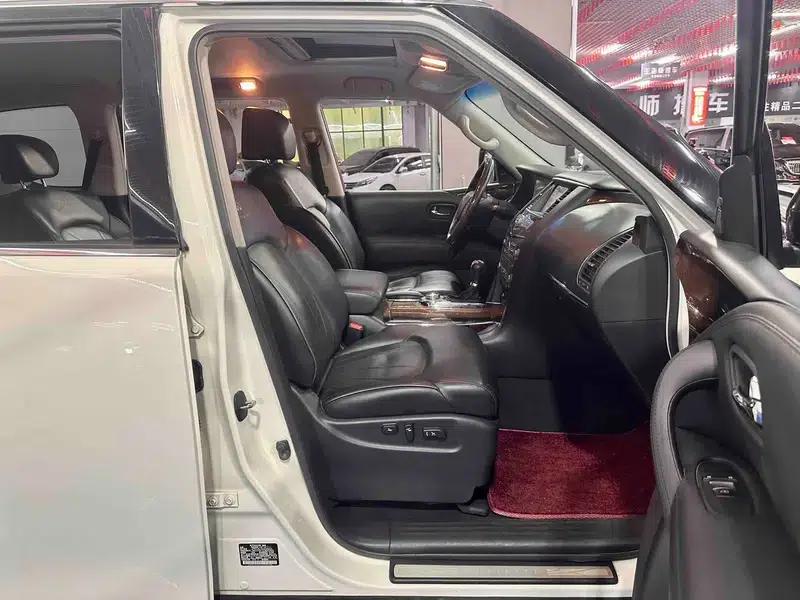 Infiniti QX80 2013 5.6L 4WD — миниатюра 19