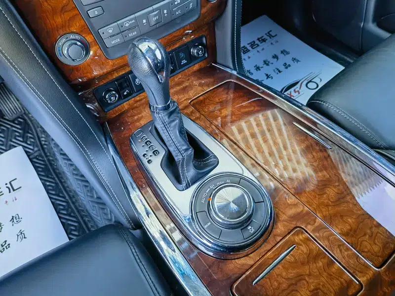 Infiniti QX80 2016 5.6L 4WD — миниатюра 13