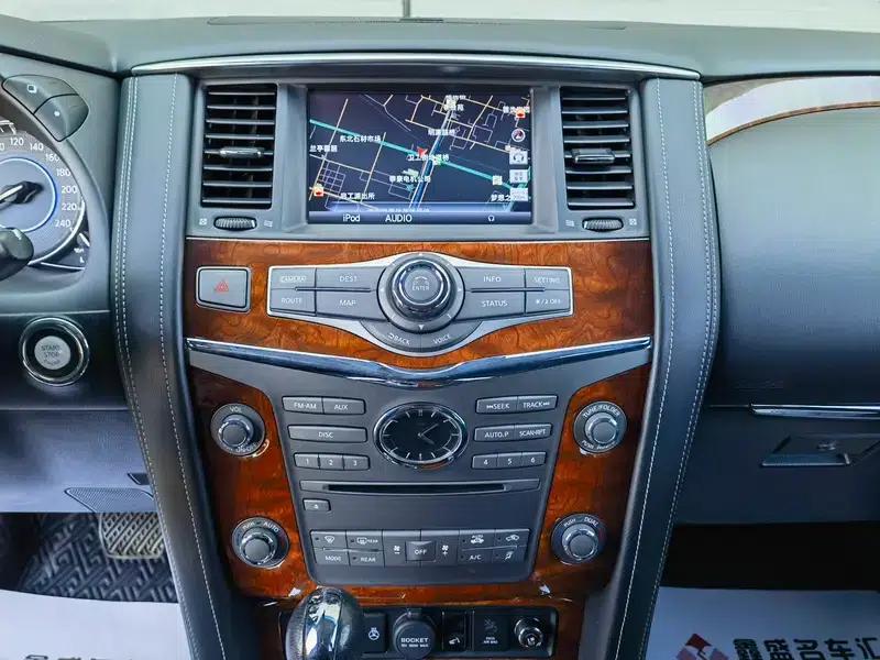 Infiniti QX80 2016 5.6L 4WD — миниатюра 7