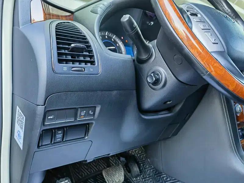 Infiniti QX80 2016 5.6L 4WD — миниатюра 9
