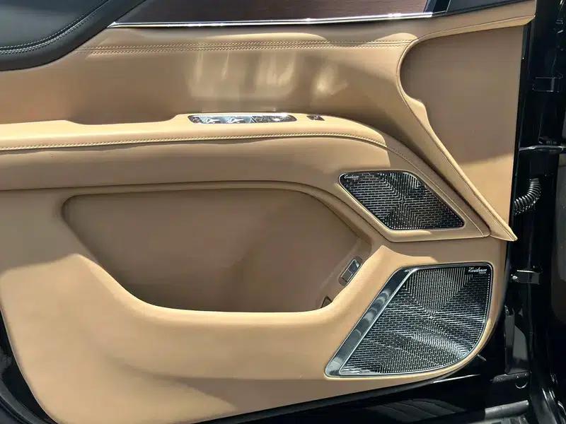 Looking up at the 2025 U8L Dingshi Edition — миниатюра 8