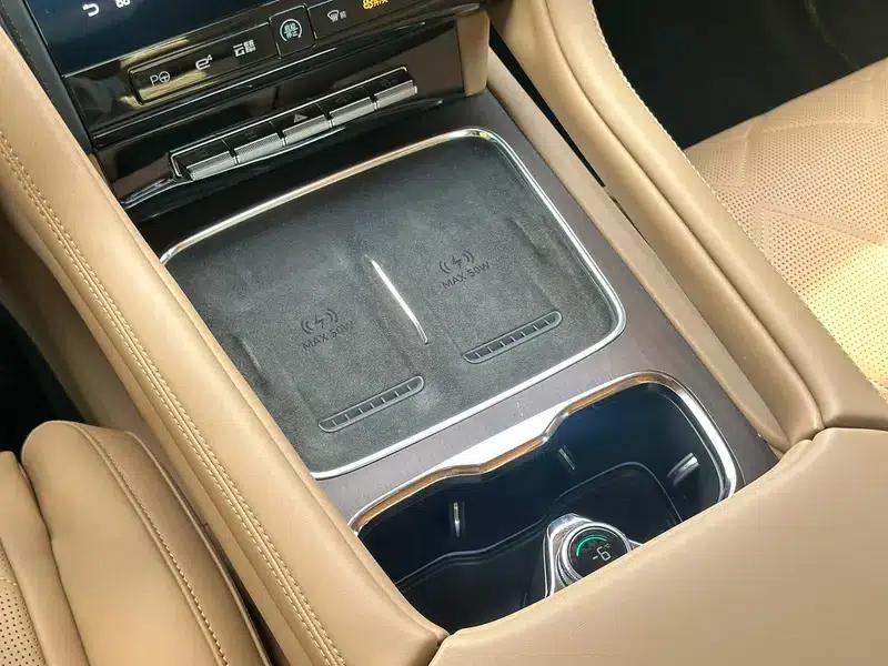 Looking up at the 2025 U8L Dingshi Edition — миниатюра 9