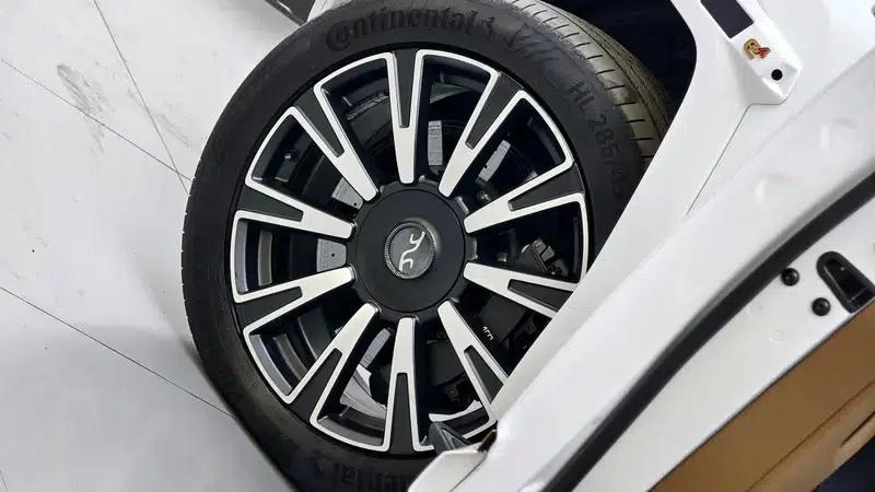 Looking up at the 2025 U8L Dingshi Edition — миниатюра 15