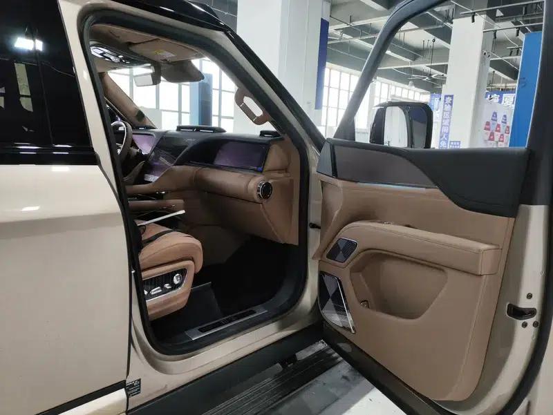 Looking up at the 2026 U8L Dingshi Edition — миниатюра 8