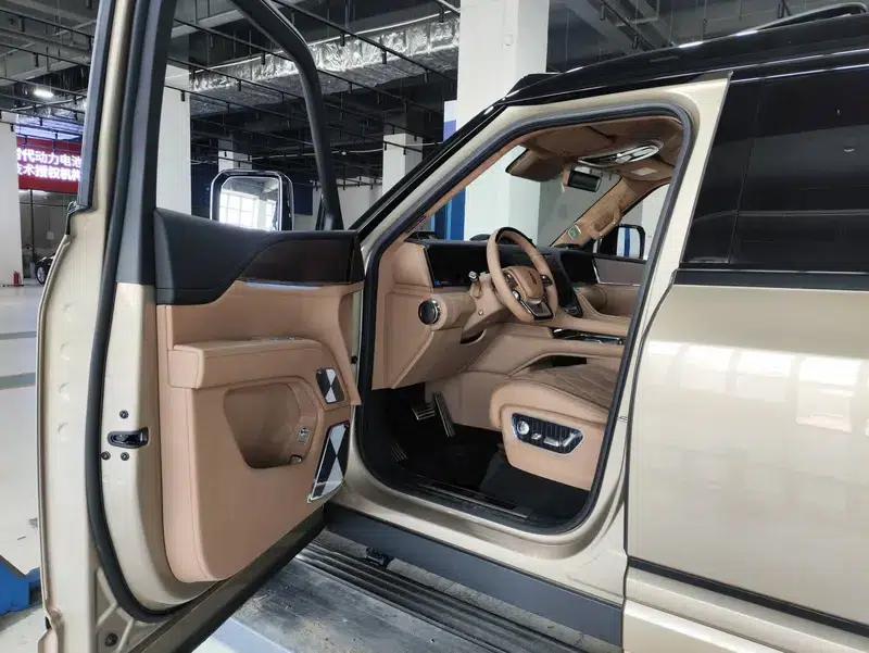 Looking up at the 2026 U8L Dingshi Edition — миниатюра 10