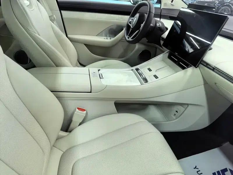 Zhijie S7 2025 Max Rear-Wheel Drive Long Range Edition — миниатюра 6
