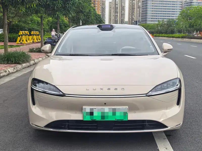 Zhijie S7 2025 Max Rear-Wheel Drive Long Range Edition — миниатюра 2