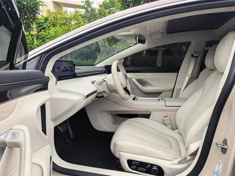 Zhijie S7 2025 Max Rear-Wheel Drive Long Range Edition — миниатюра 18