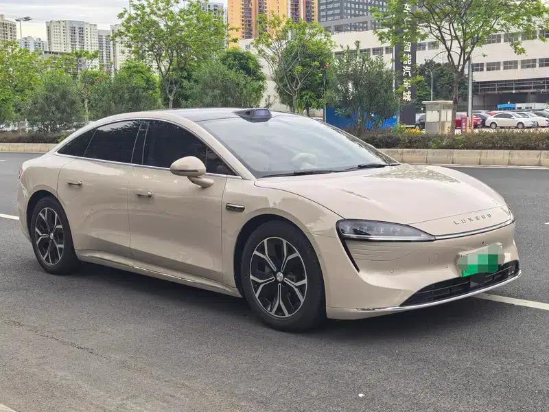 Zhijie S7 2025 Max Rear-Wheel Drive Long Range Edition — миниатюра 3