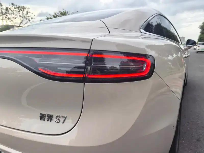 Zhijie S7 2025 Max Rear-Wheel Drive Long Range Edition — миниатюра 8