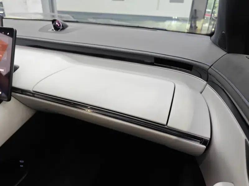 Zhijie S7 2024 Max+ Rear-Wheel Drive Super Navigation Intelligent Driving Edition — миниатюра 23