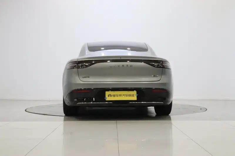 Zhijie S7 2024 Max+ Rear-Wheel Drive Super Navigation Intelligent Driving Edition — миниатюра 6