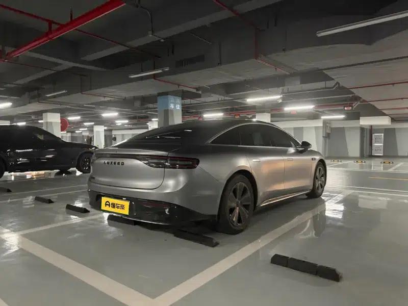 Zhijie S7 2024 Max+ Rear-Wheel Drive Super Navigation Intelligent Driving Edition — миниатюра 5
