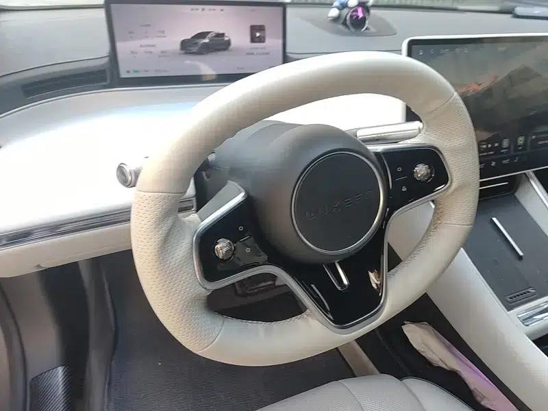 2024 Chevrolet S7 Max RS AWD Performance Edition — миниатюра 11