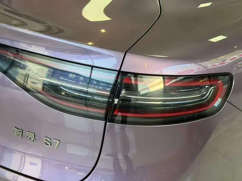 Zhijie S7 2025 Max Rear-Wheel Drive Long Range Edition — миниатюра 7