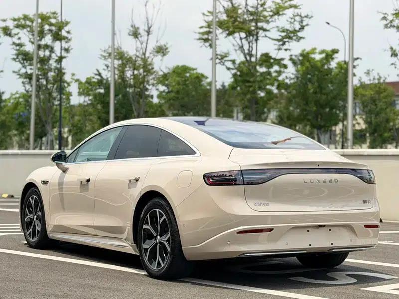 Zhijie S7 2025 Max Rear-Wheel Drive Long Range Edition — миниатюра 5