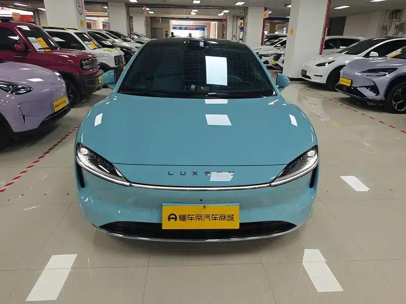 Zhijie S7 2025 Max Rear-Wheel Drive Long Range Edition — миниатюра 2