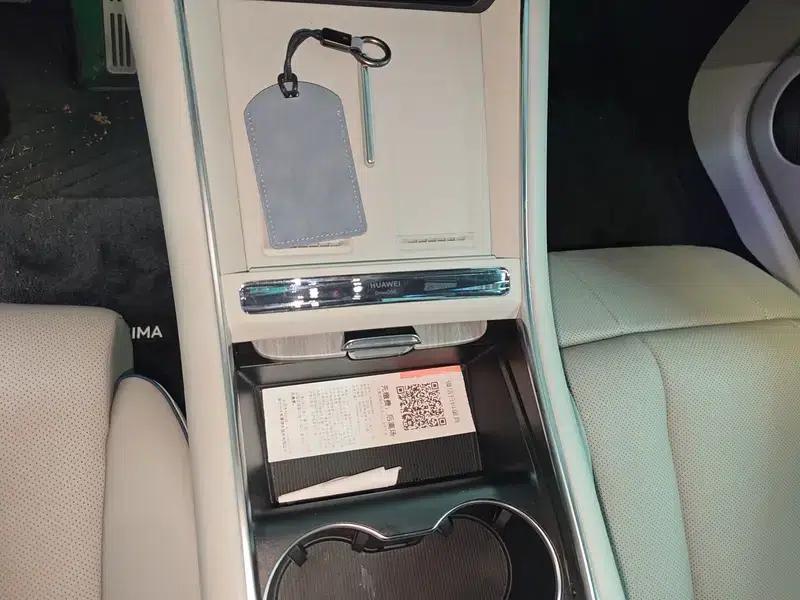 Zhijie S7 2025 Max Rear-Wheel Drive Long Range Edition — миниатюра 14