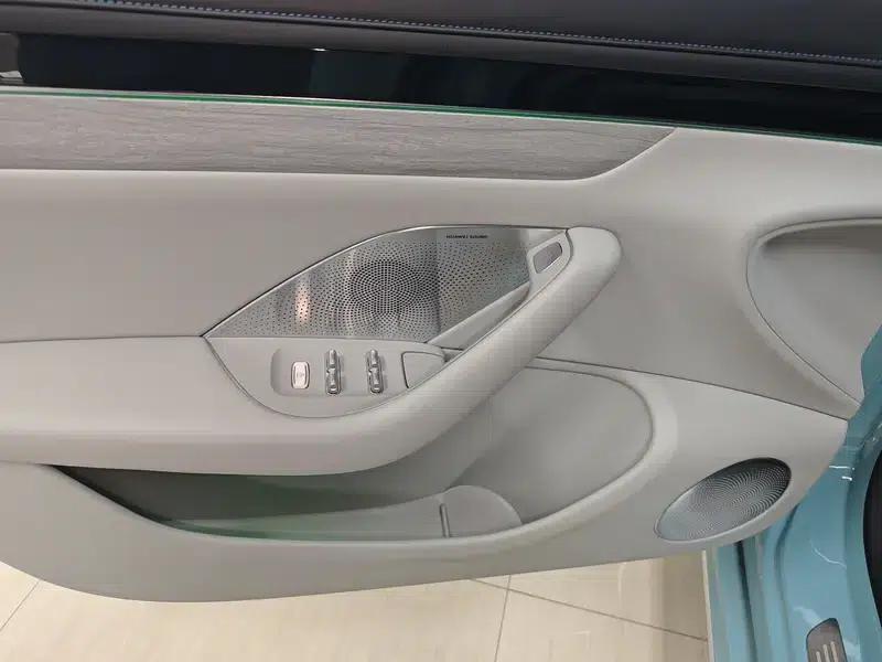 Zhijie S7 2025 Max Rear-Wheel Drive Long Range Edition — миниатюра 15