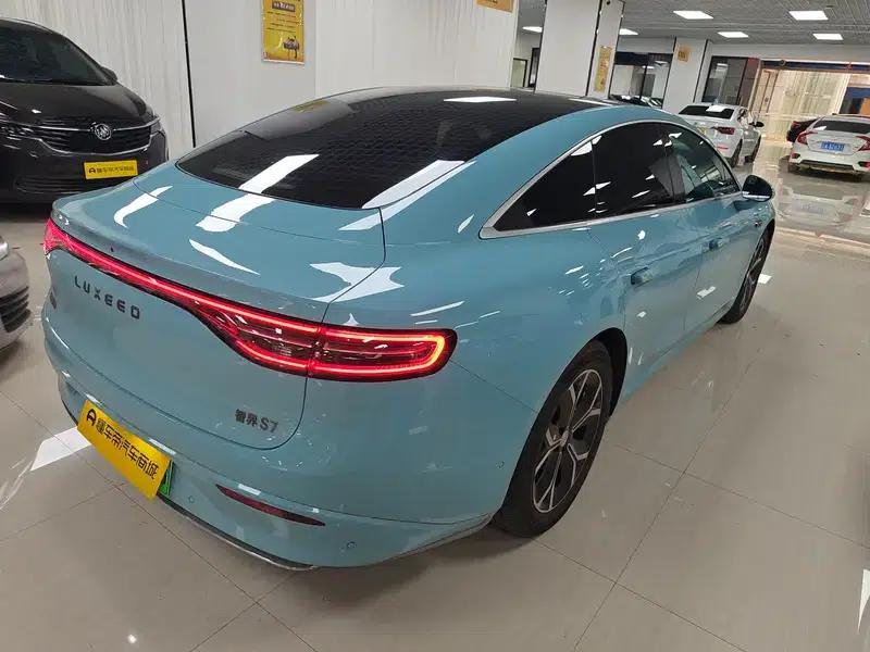 Zhijie S7 2025 Max Rear-Wheel Drive Long Range Edition — миниатюра 4
