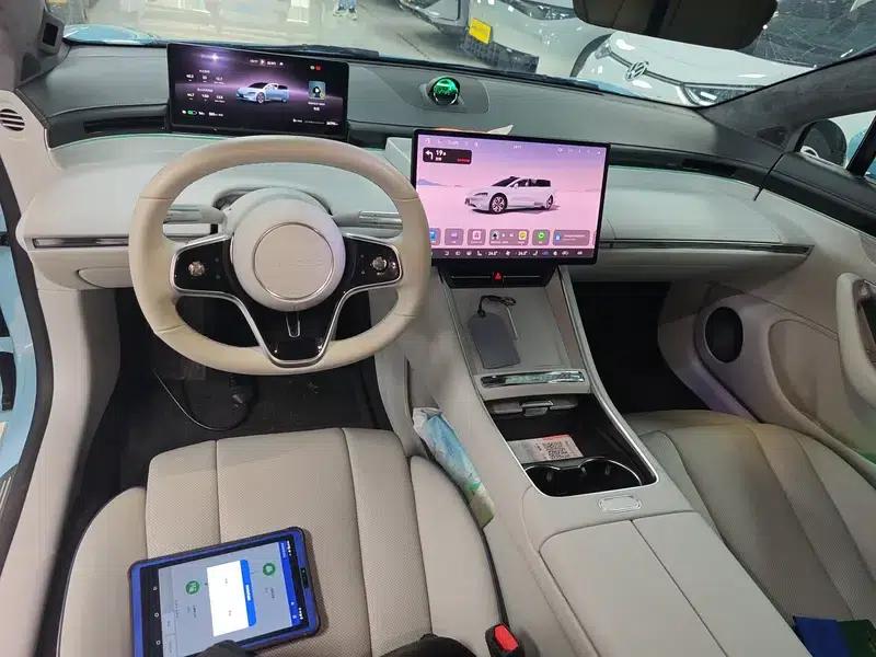 Zhijie S7 2025 Max Rear-Wheel Drive Long Range Edition — миниатюра 10