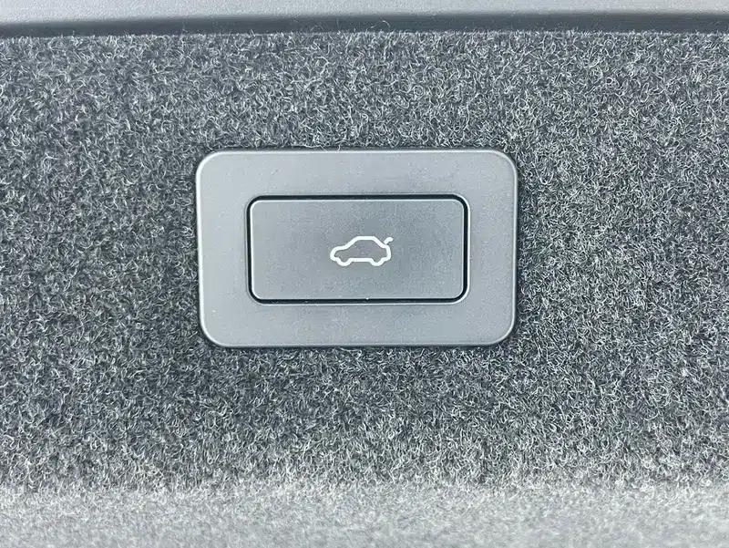 Zhijie S7 2024 Pro Rear-Wheel Drive Long-Range Edition — миниатюра 5