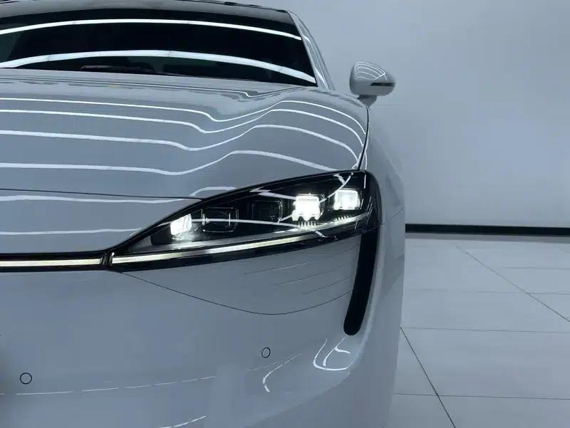 Zhijie S7 2024 Pro Rear-Wheel Drive Long-Range Edition — миниатюра 6