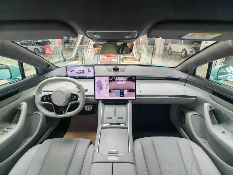 Zhijie S7 2025 Ultra AWD Long Range Edition — миниатюра 17
