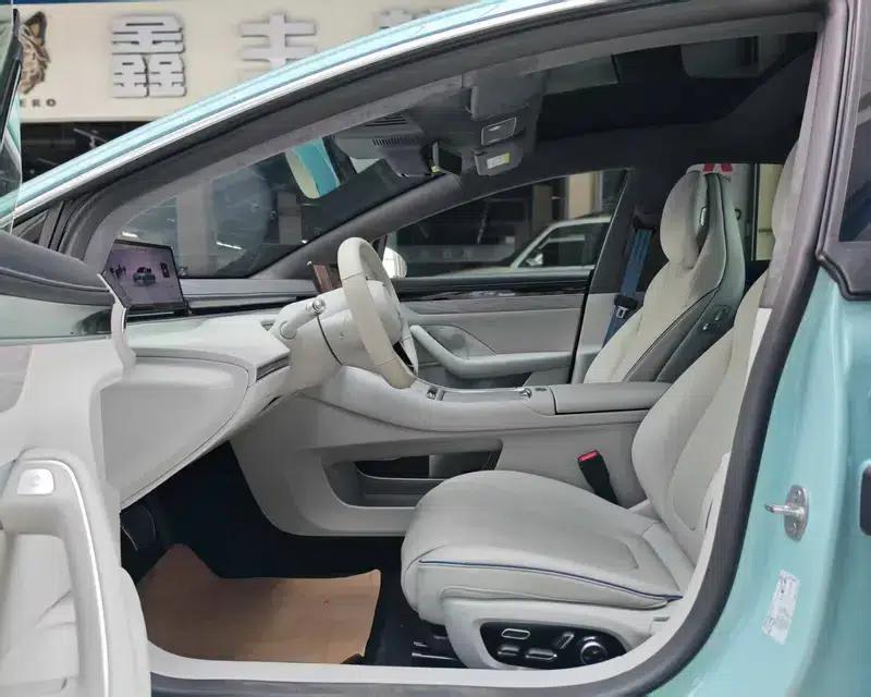 Zhijie S7 2025 Ultra AWD Long Range Edition — миниатюра 20