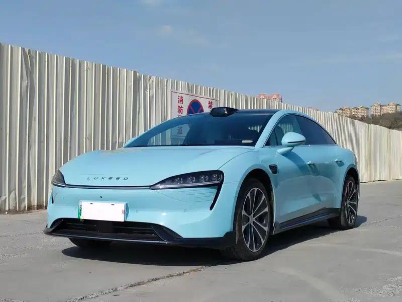 Zhijie S7 2025 Ultra AWD Long Range Edition — миниатюра 1