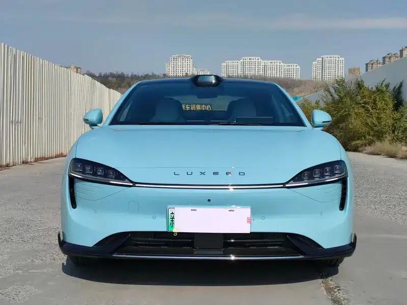 Zhijie S7 2025 Ultra AWD Long Range Edition — миниатюра 2