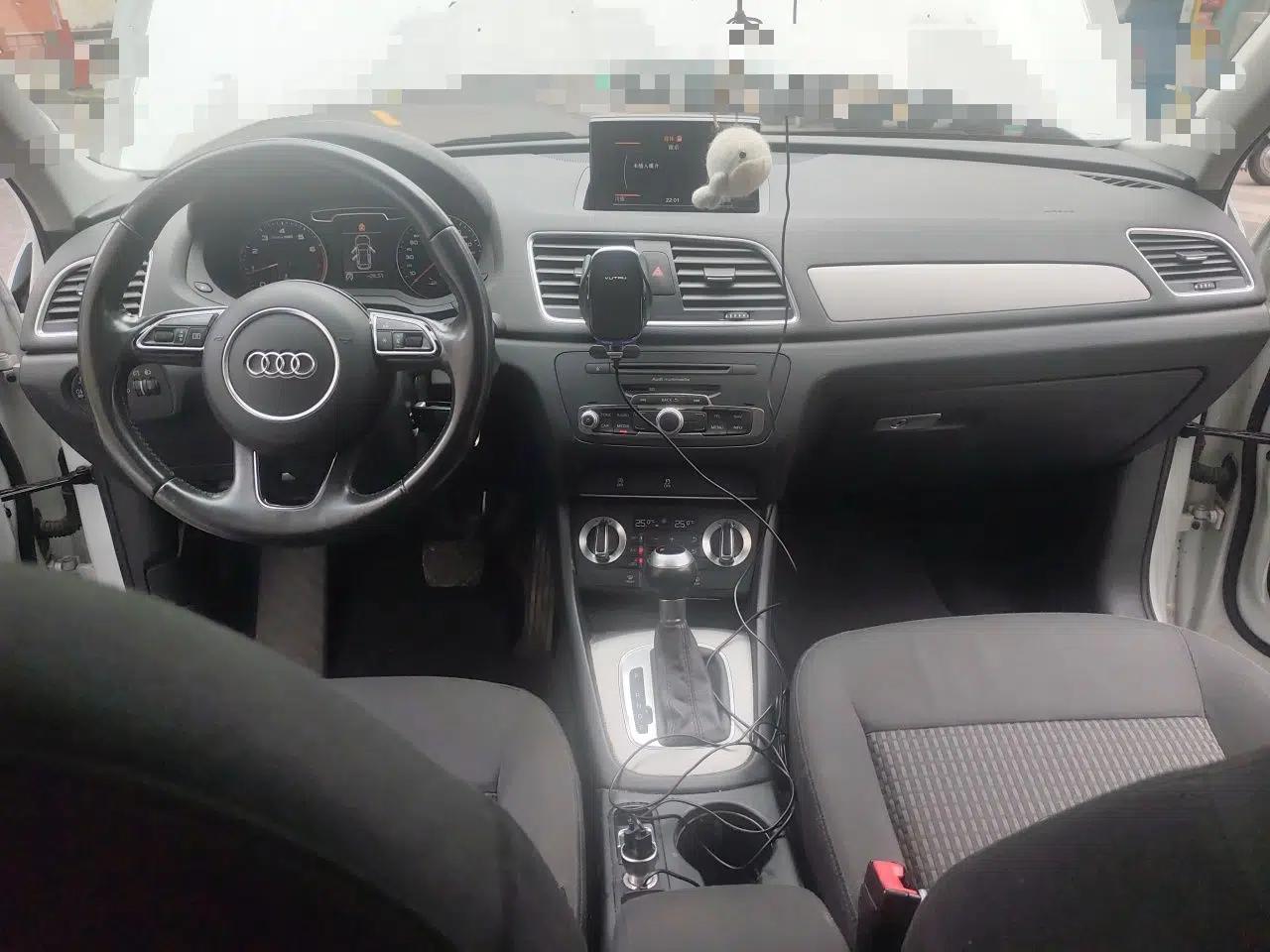 Audi Q3 2015 30 TFSI Ambition Edition — миниатюра 9