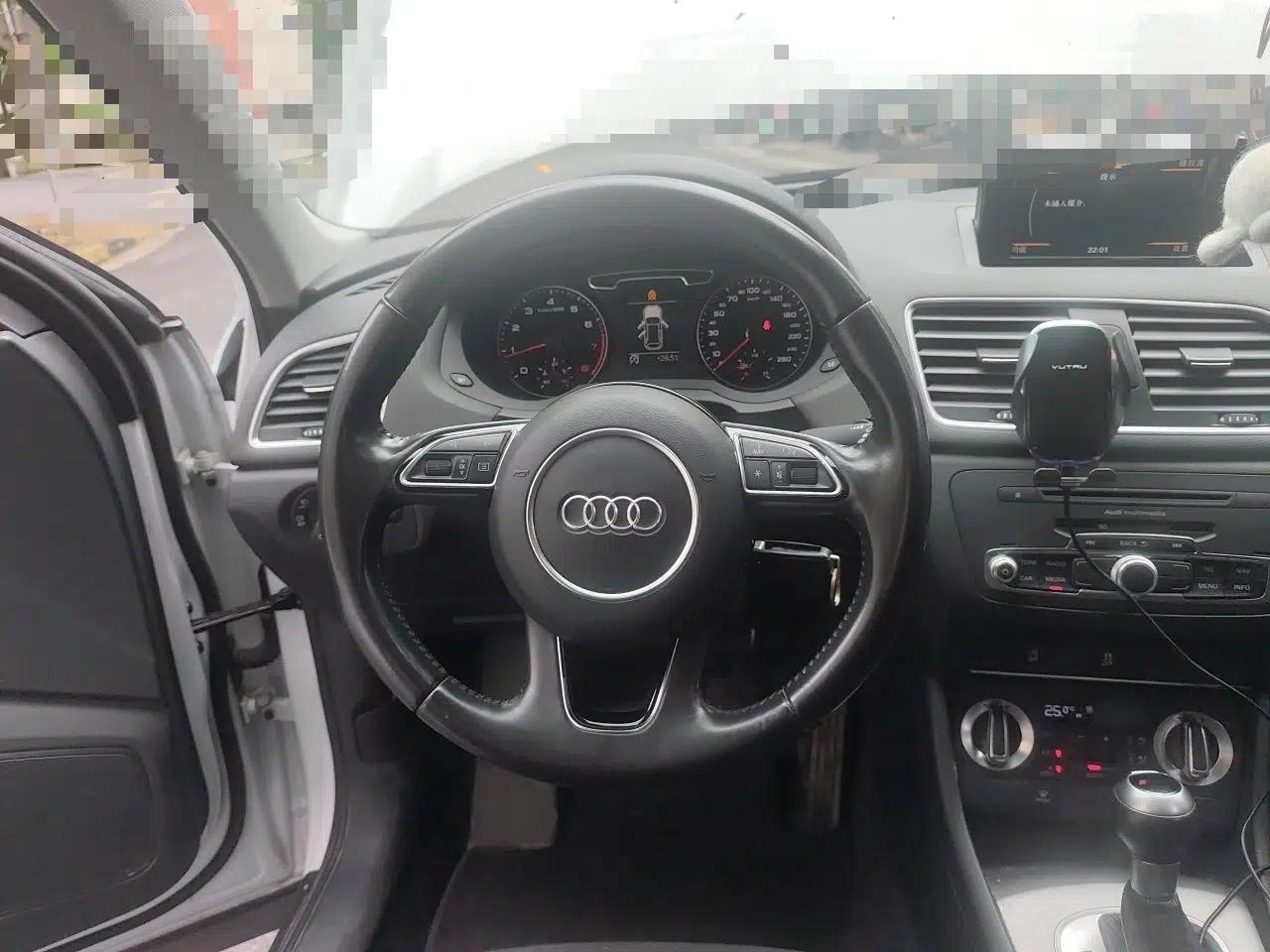 Audi Q3 2015 30 TFSI Ambition Edition — миниатюра 10