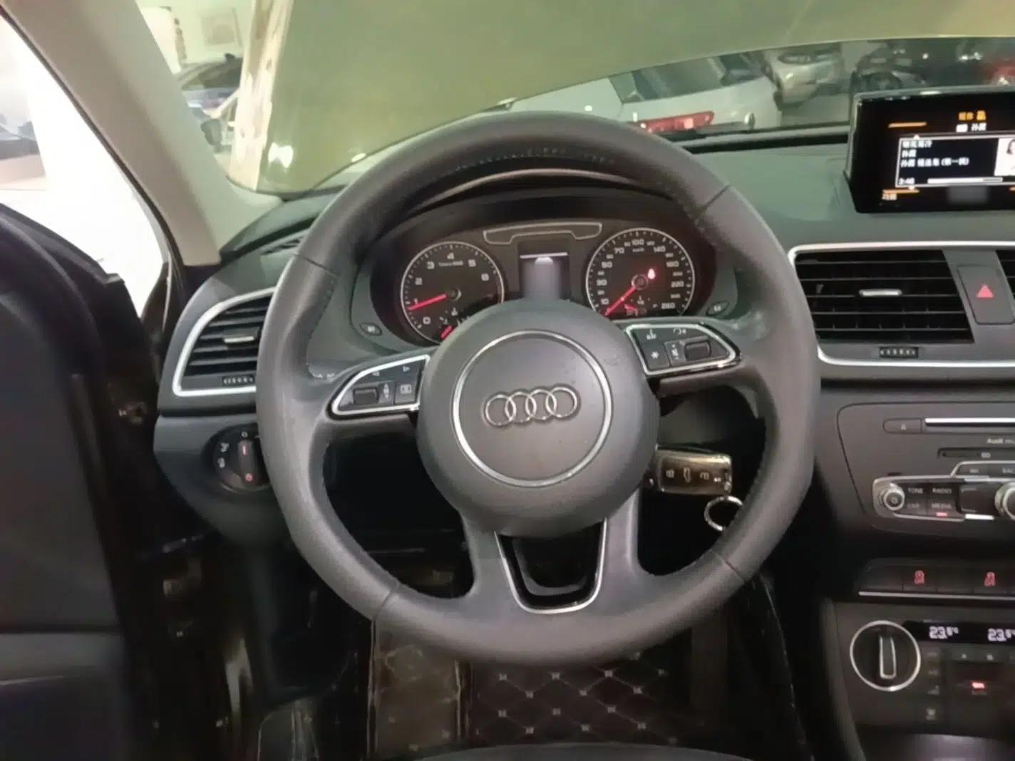 Audi Q3 2018 30 TFSI Fashion Edition Collector's Version — миниатюра 13