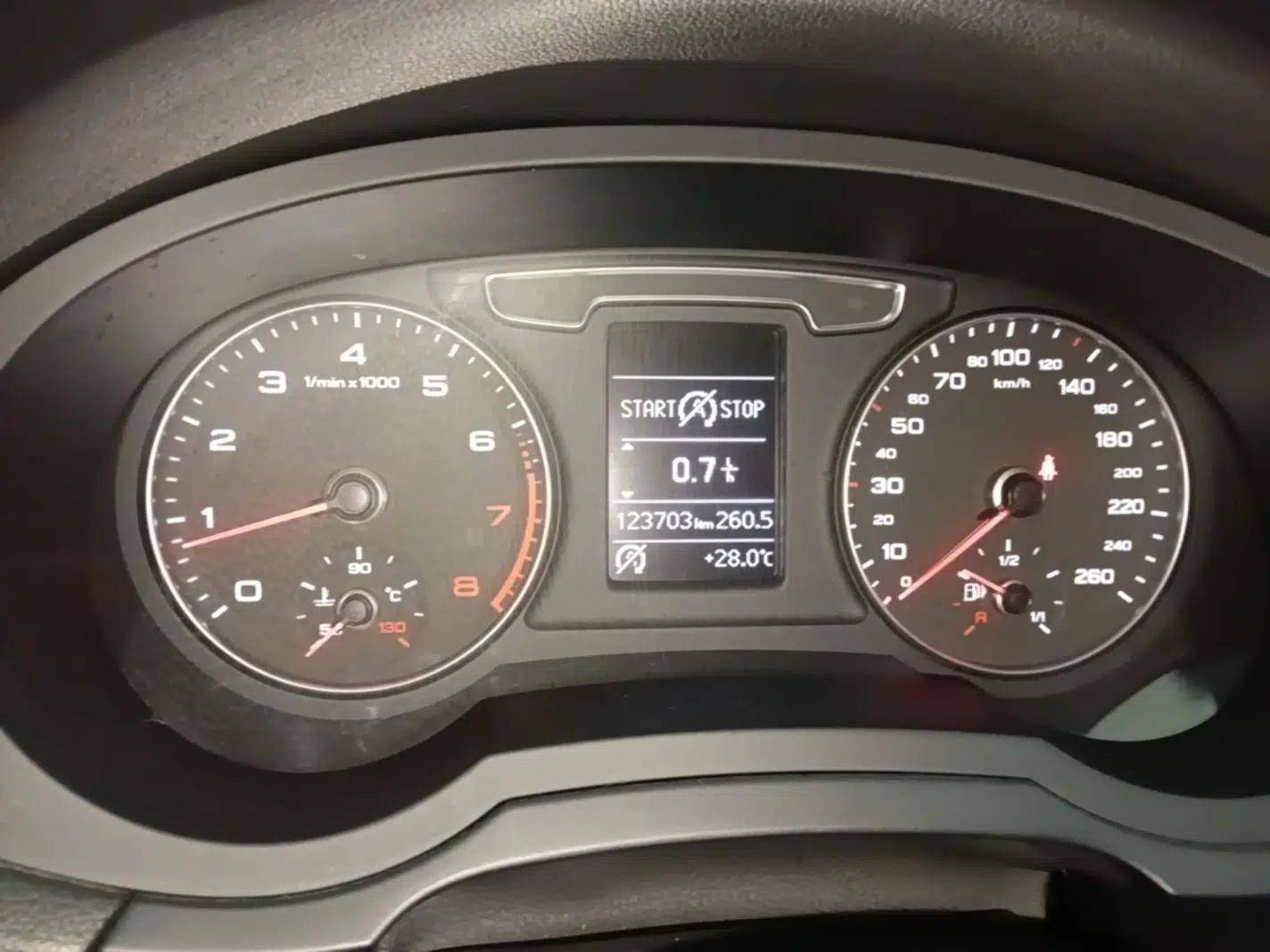 Audi Q3 2018 30 TFSI Fashion Edition Collector's Version — миниатюра 14