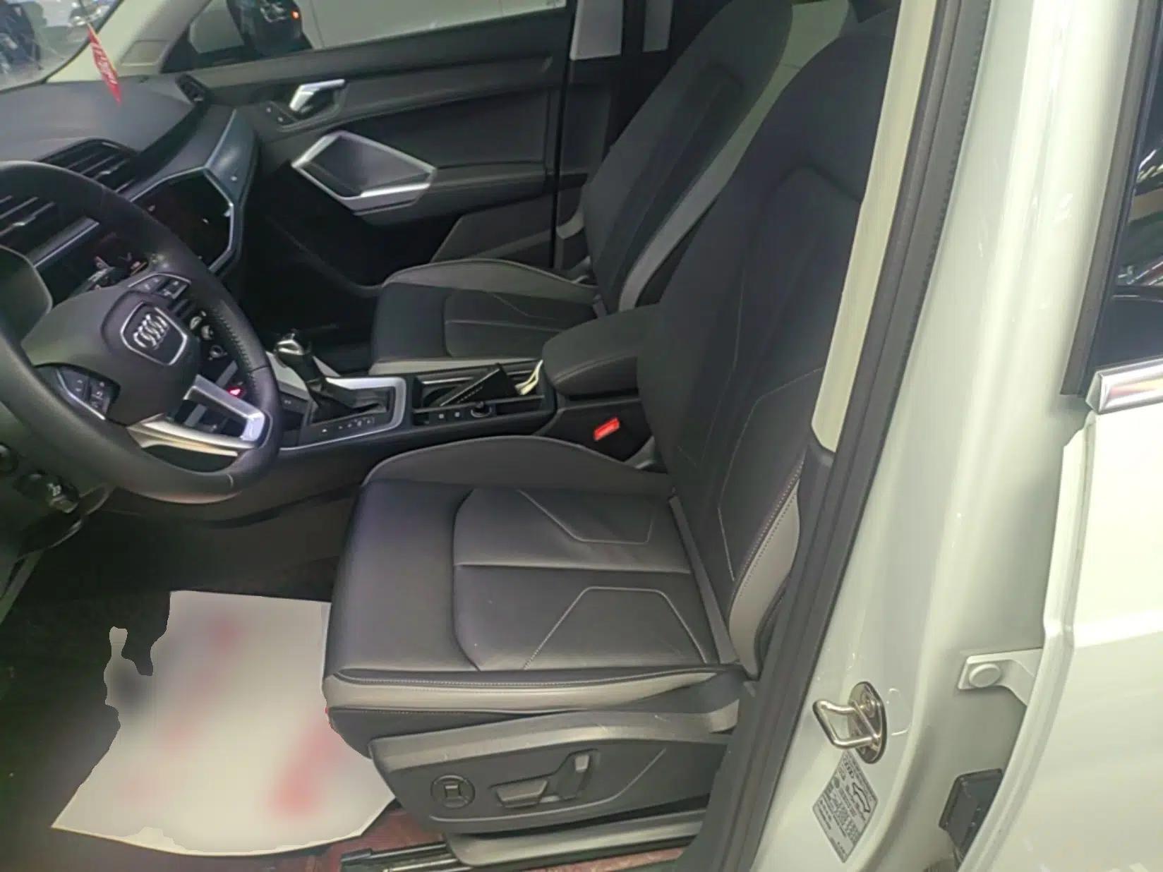 Audi Q3 2021 35 TFSI Advanced Style Edition — миниатюра 17
