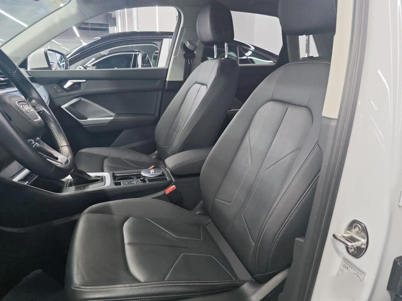 Audi Q3 2019 35 TFSI Advanced Style Edition — миниатюра 13
