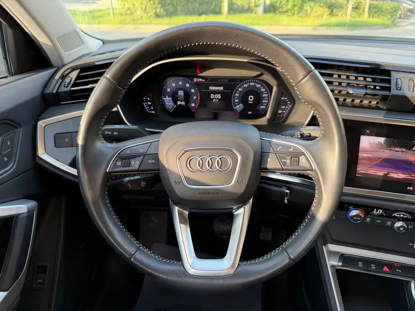 Audi Q3 2019 35 TFSI Advanced Style Edition — миниатюра 15