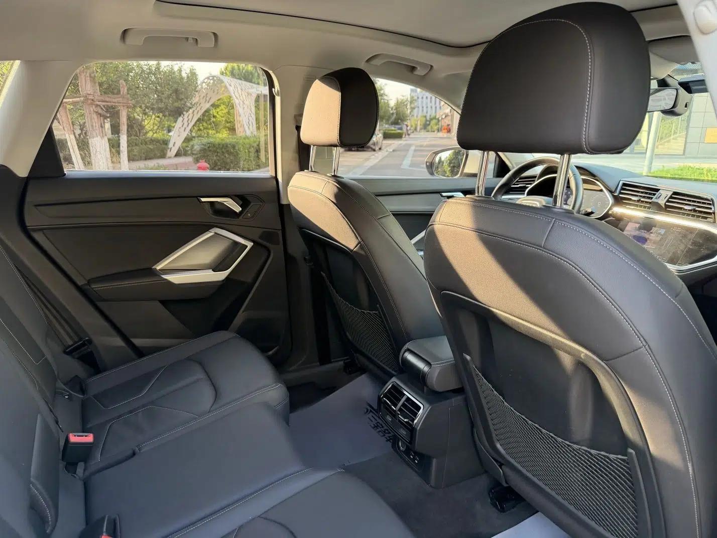 Audi Q3 2019 35 TFSI Advanced Style Edition — миниатюра 19