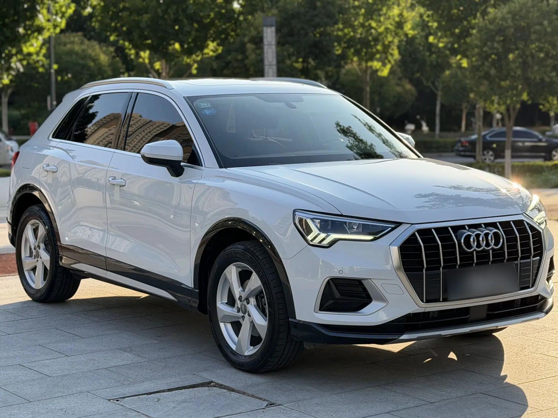 Audi Q3 2019 35 TFSI Advanced Style Edition — миниатюра 3