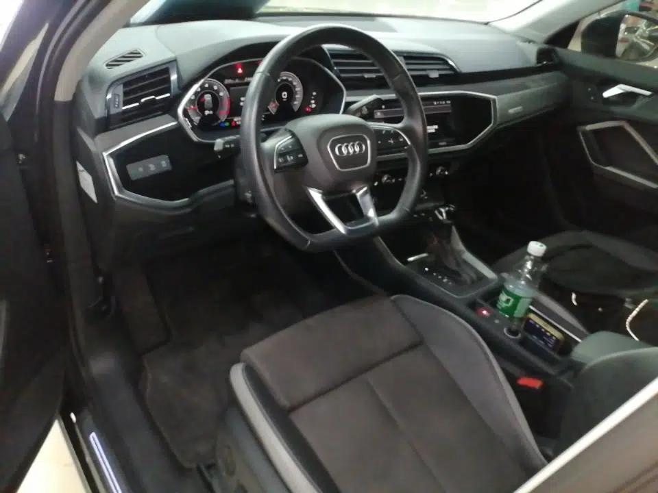 Audi Q3 2022 35 TFSI Fashion Dynamic Model — миниатюра 12