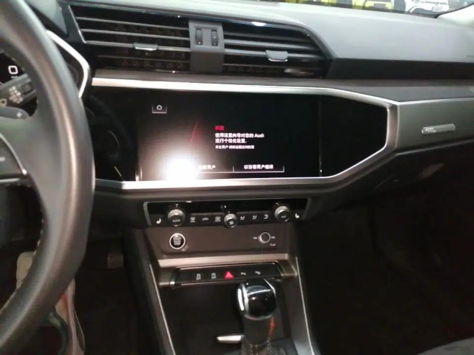 Audi Q3 2022 35 TFSI Fashion Dynamic Model — миниатюра 15