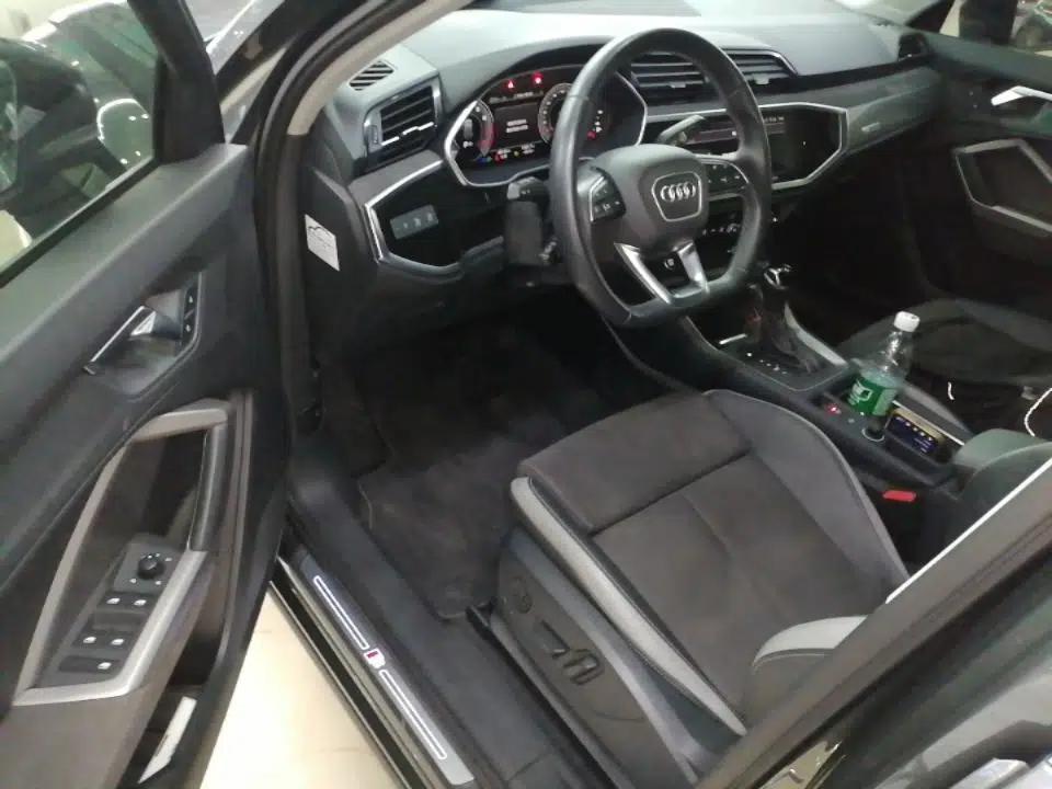 Audi Q3 2022 35 TFSI Fashion Dynamic Model — миниатюра 18