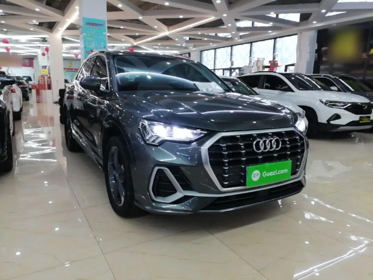 Audi Q3 2022 35 TFSI Fashion Dynamic Model — миниатюра 3