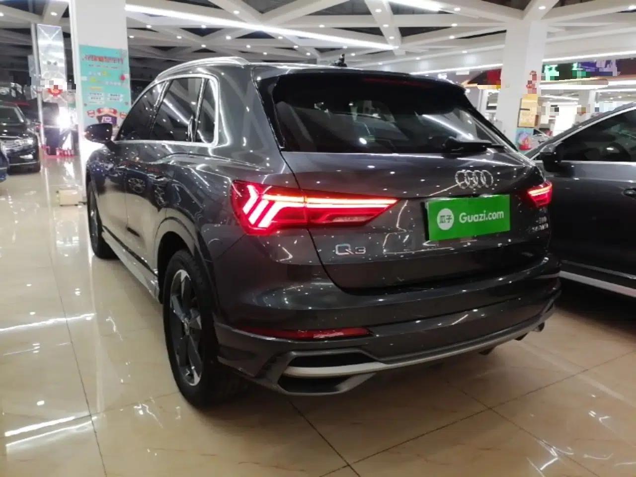 Audi Q3 2022 35 TFSI Fashion Dynamic Model — миниатюра 4