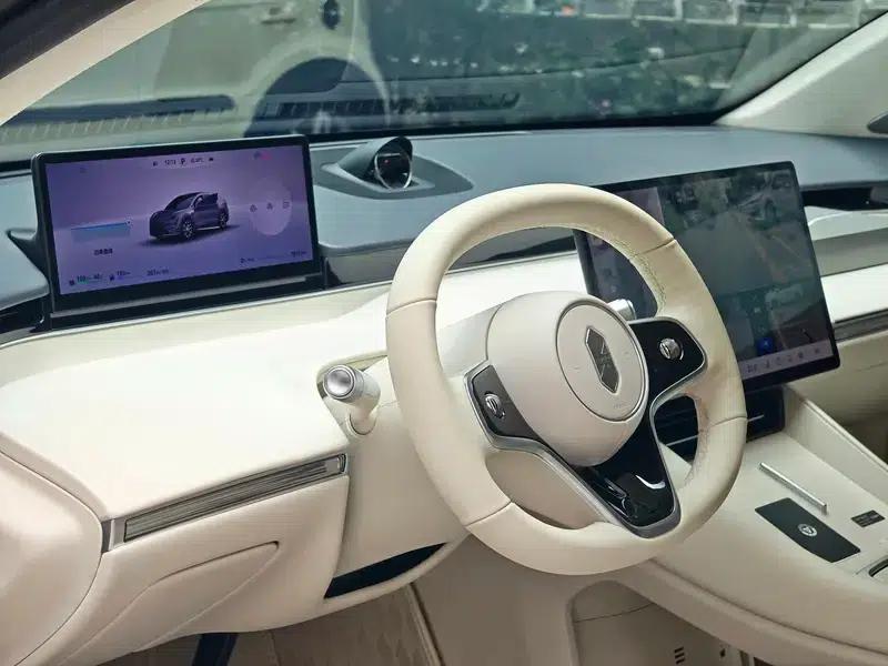 Zhijie R7 2024 Range Extender 37kWh Max Rear-Wheel Drive Version — миниатюра 10